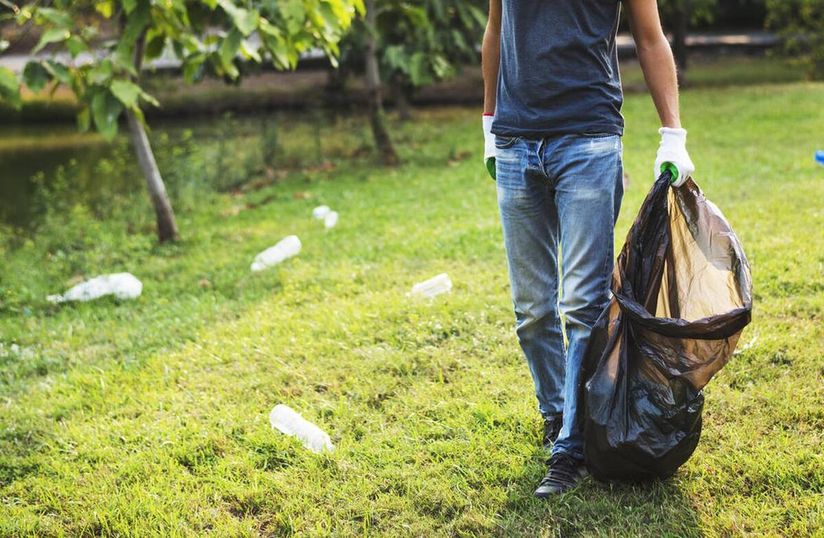 我，90后大学生，在大学捡瓶子创业月入两万，毕业后成为企业高管