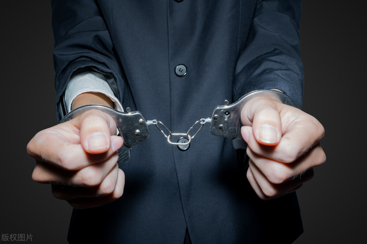 细数“十二宗罪”！村霸到底能坏到什么程度？