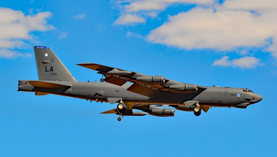 航程最远中国战斗机,轰6k战略轰炸机有多厉害