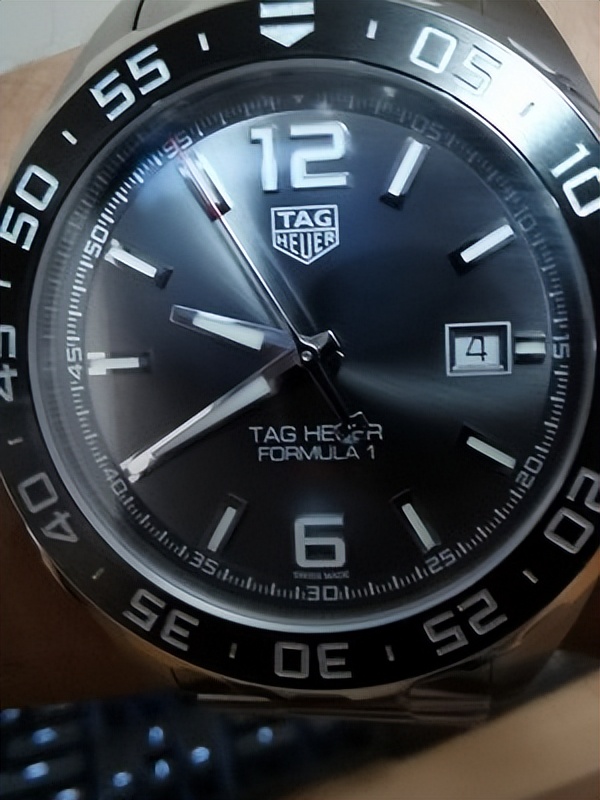 泰格豪尔手表好吗,买泰格豪雅手表怎么样