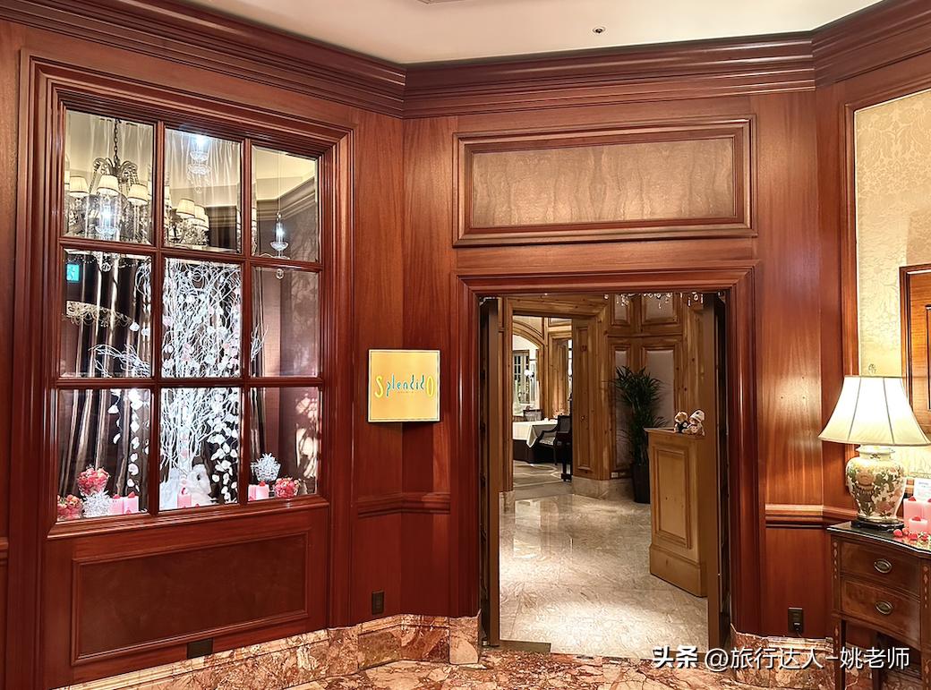 日本丽思卡尔顿酒店阴雨天高级感,大阪奢华酒店