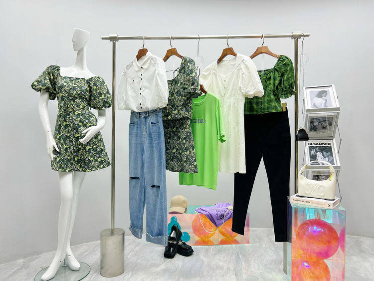 ledin乐町套装裙,ledin乐町黑裙