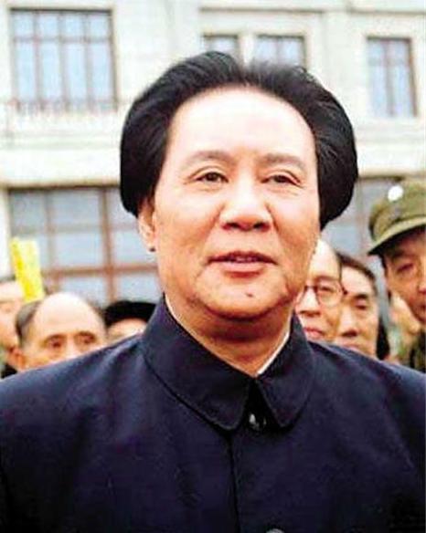 名和利在中国的地位,名与利功与过