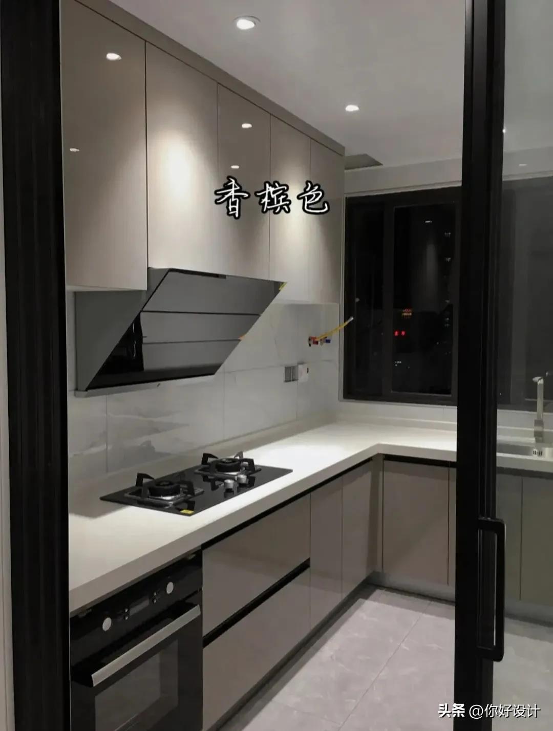 橱柜颜色搭配效果图,橱柜与瓷砖颜色搭配