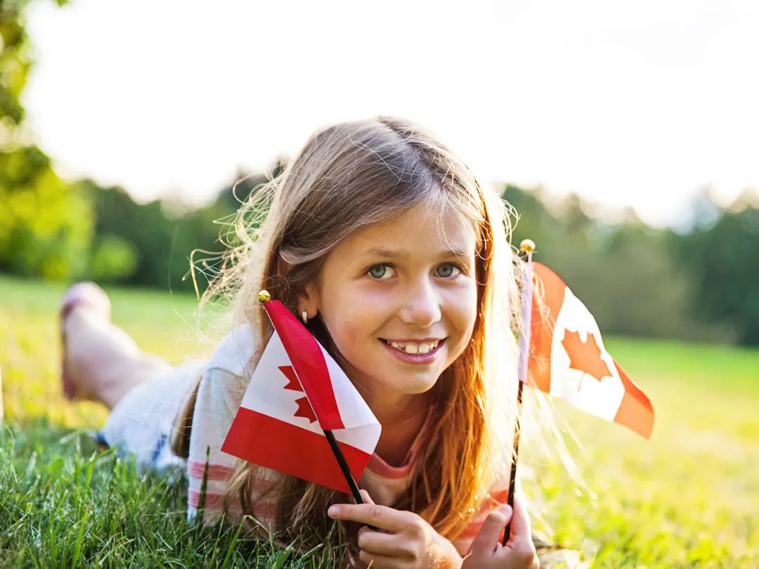 在加拿大养狗费用,在温哥华生活一个月要多少钱