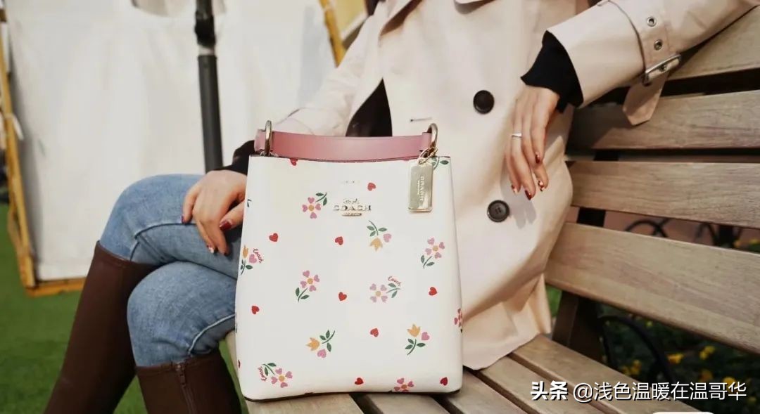 奥莱coach男士包,coach奥莱款必买款