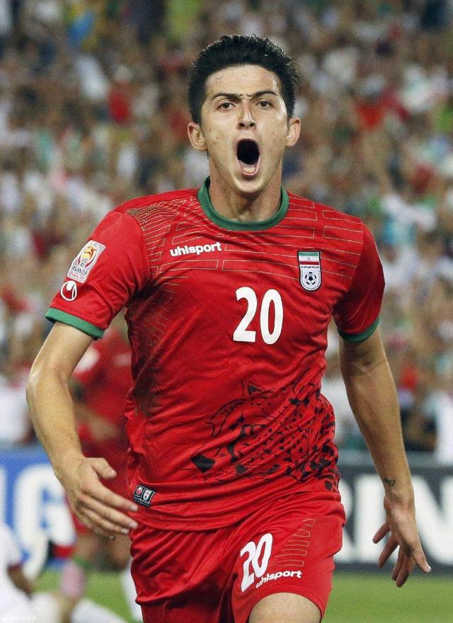 盘点世界杯的球王太太团,世界杯32强当家球星