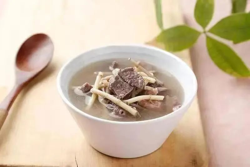 中医草药鱼腥草介绍,厨房中的中药药材