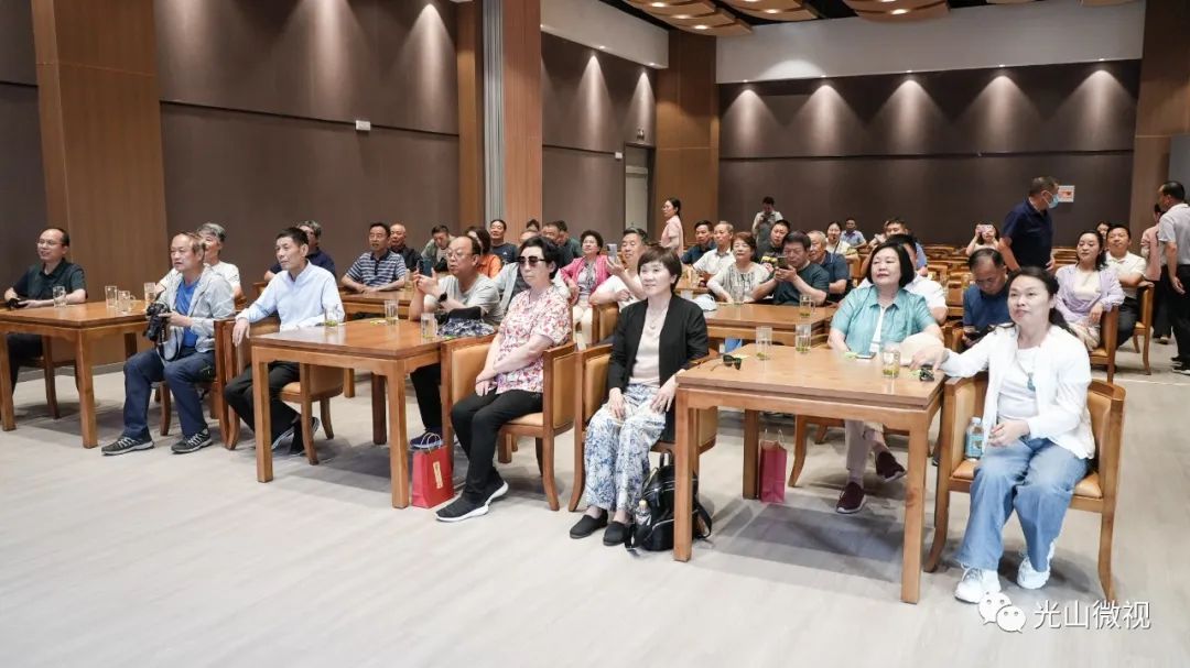 “哇，好美呀！”河南省文旅厅老干部盛赞光山好山好水好风光