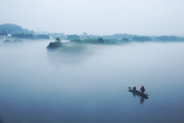 李白赠汪伦几年级的课,赠汪伦唐李白古诗视频