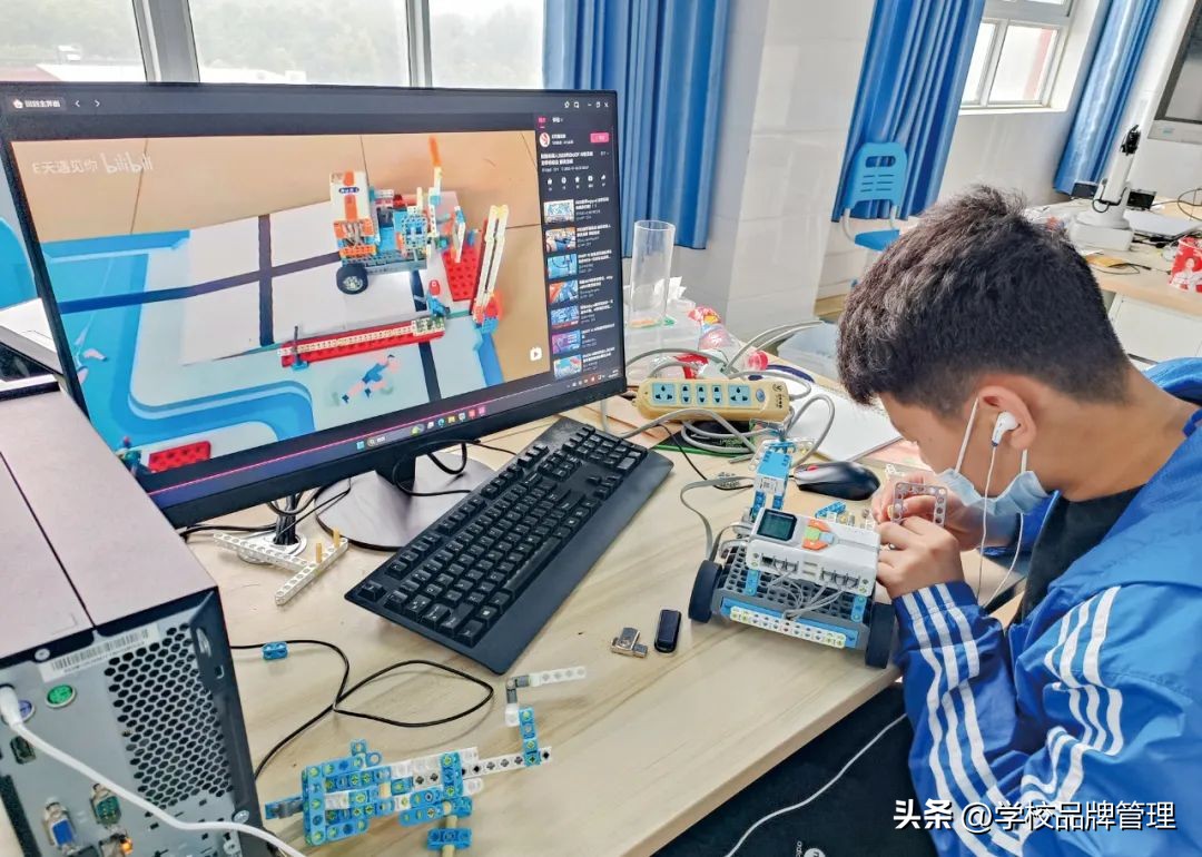 好学校的表现,洛一高附属学校