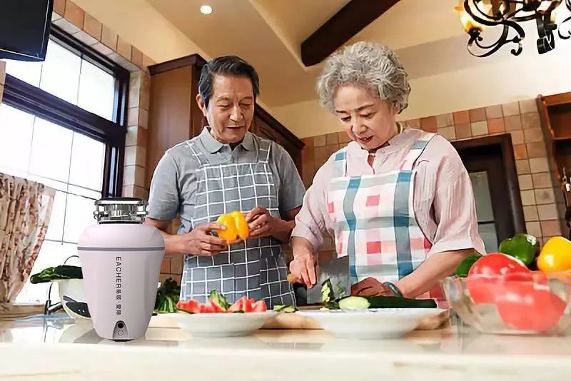 端午没回家，就让易居·爱除到家陪爸妈