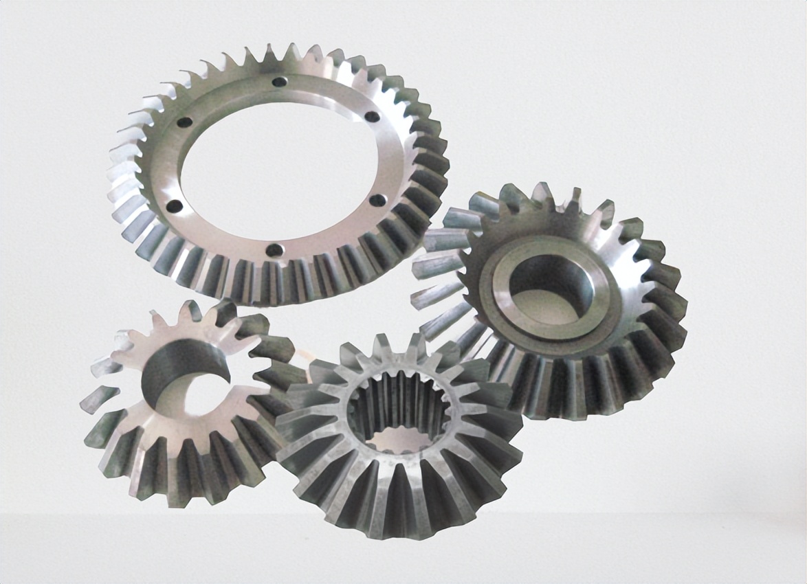 塑料齿轮噪音的原因和解决,齿轮转动时噪音大杂音大怎么控制