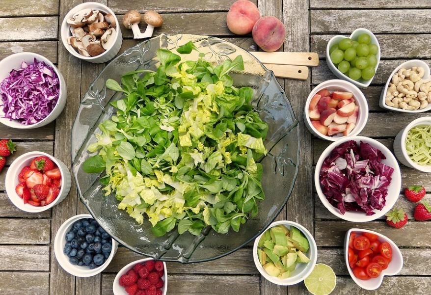 中国消费将会出现三大趋势,2023年消费市场形势分析与展望