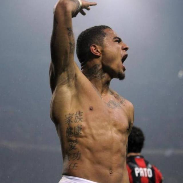 各大足球球星纹身介绍,哪些球星的纹身最具有艺术