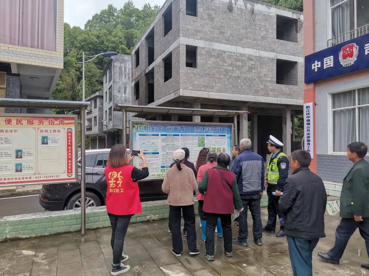 禁毒宣传不停歇筑牢防火墙,禁毒宣传不停学