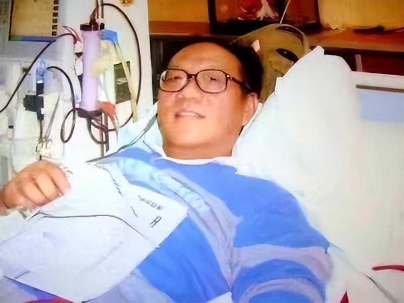 史铁生2011年捐献器官,史铁生尿毒症后写的什么