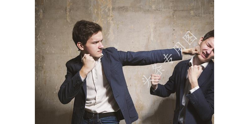 老公全职炒股多年却分文未赚,90后夫妻揭秘炒股