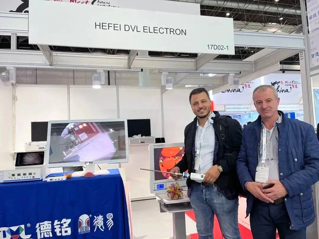 德铭智造闪耀2022MEDICA现场