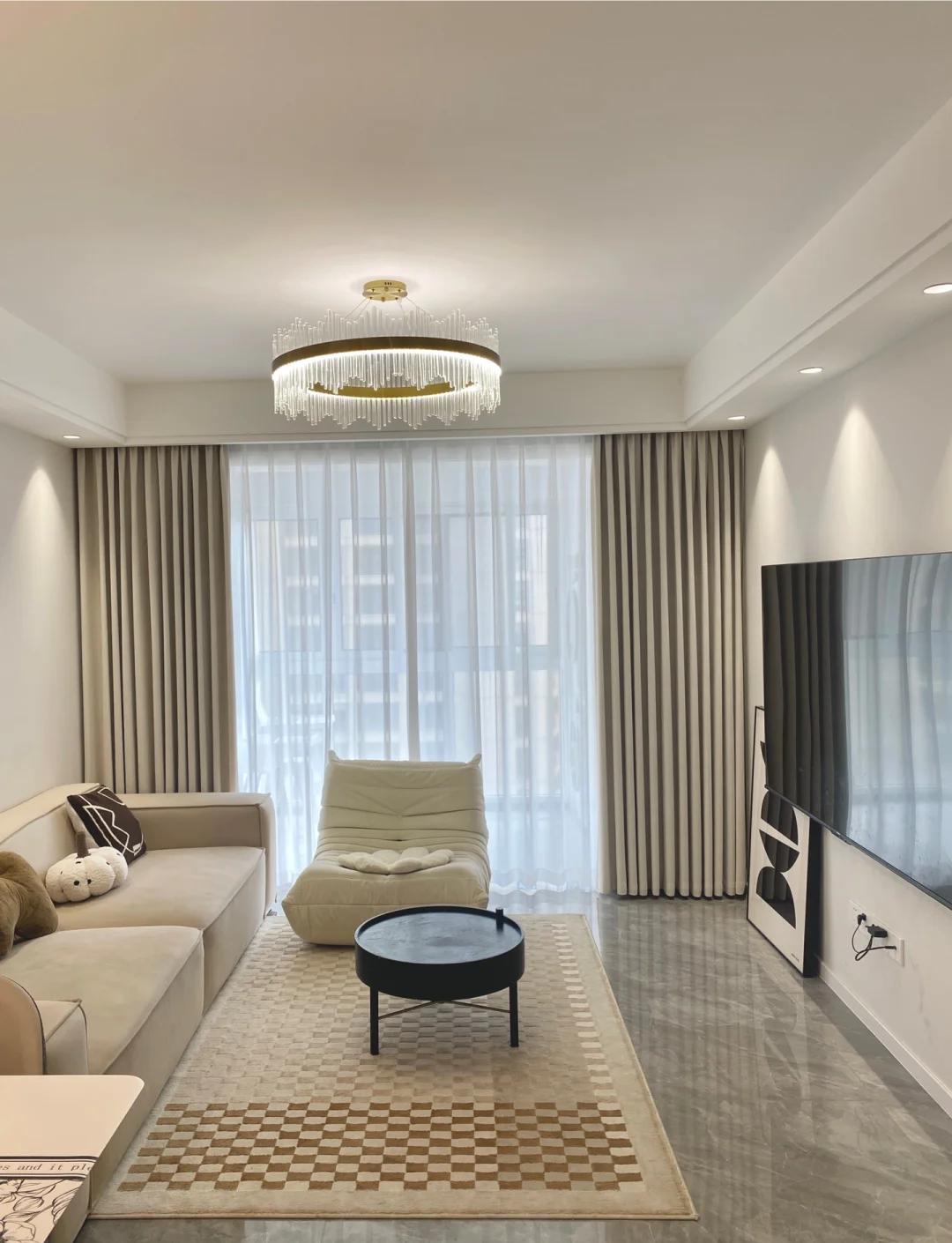 卷帘窗帘选购需要注意什么,原来窗帘要这样选购和安装才正确