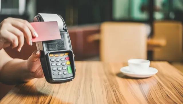 银行卡被冻结会不会影响定期存款,银行卡被冻结一年会是什么原因