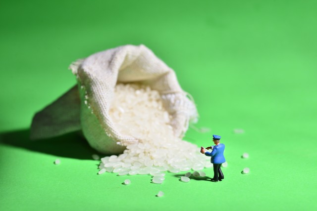 为什么现在农村年轻人不愿意种地,农民对种地看不到希望