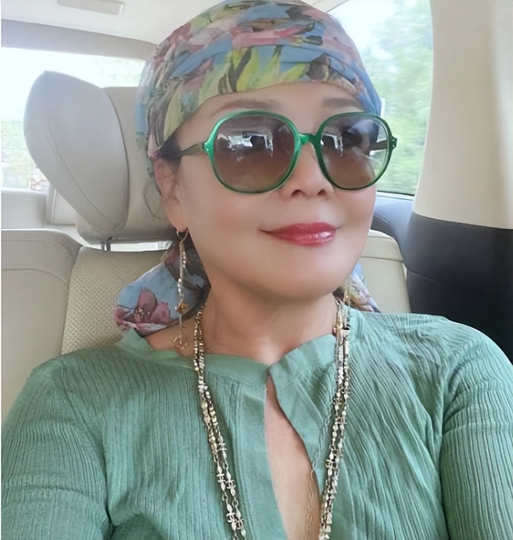 张兰收割韭菜,张兰打碟连麦