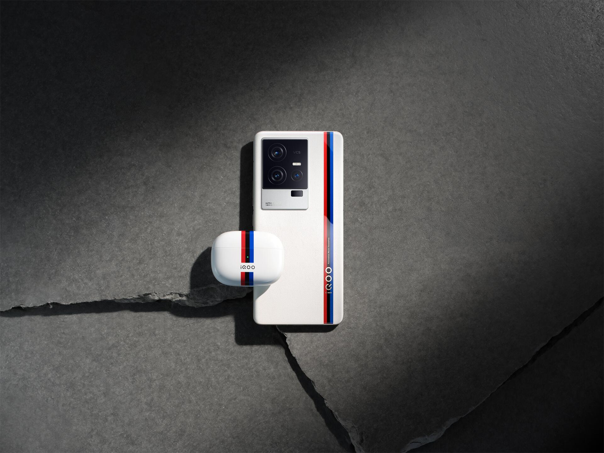 iqoo11s和iqoo11配置对比,深度体验iqoo11s游戏性能