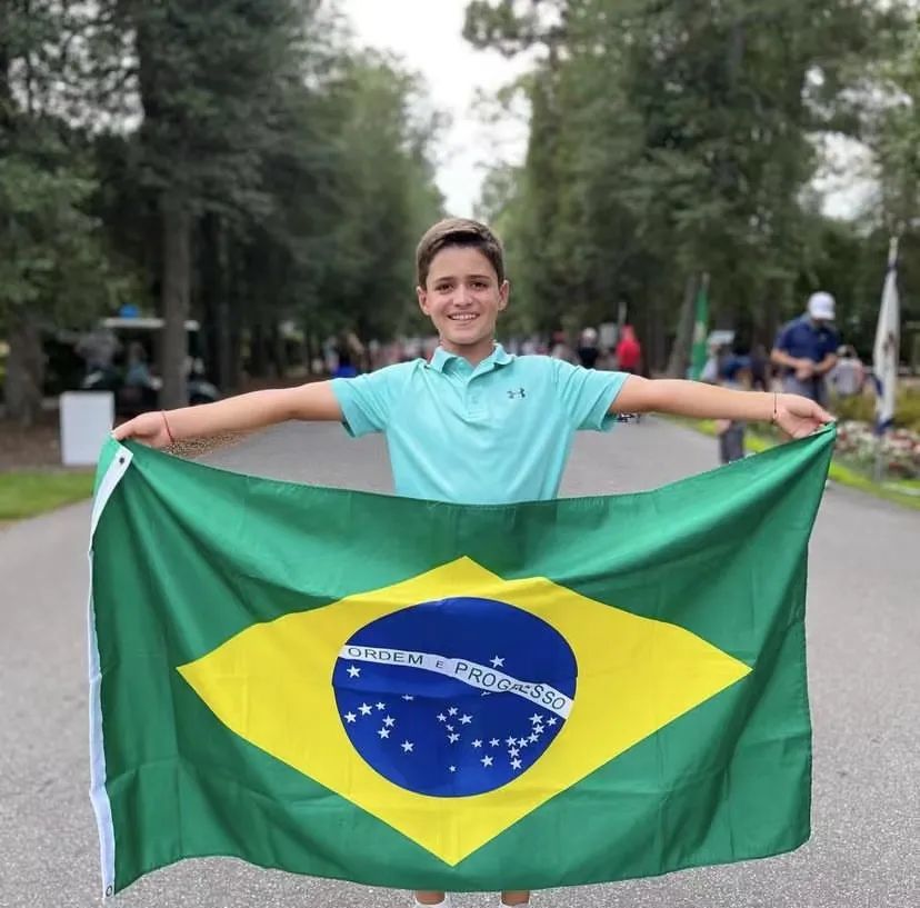 11岁神童获伍兹点赞、足球球星资助，点燃了巴西对高尔夫的热情