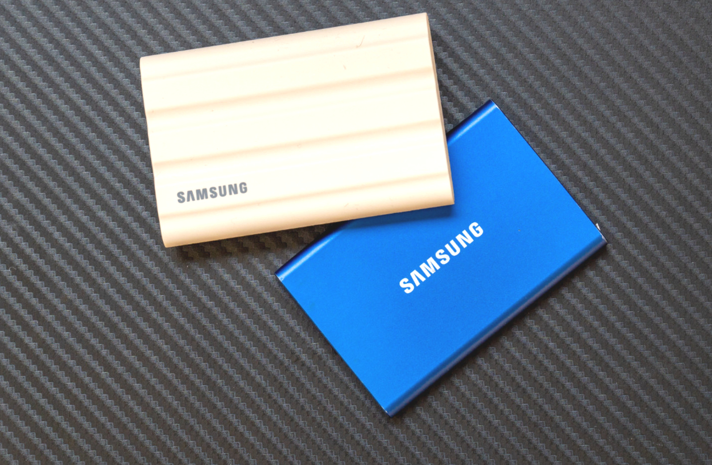 适合学生党买的移动固态硬盘,哪个牌子的移动固态硬盘性价比高