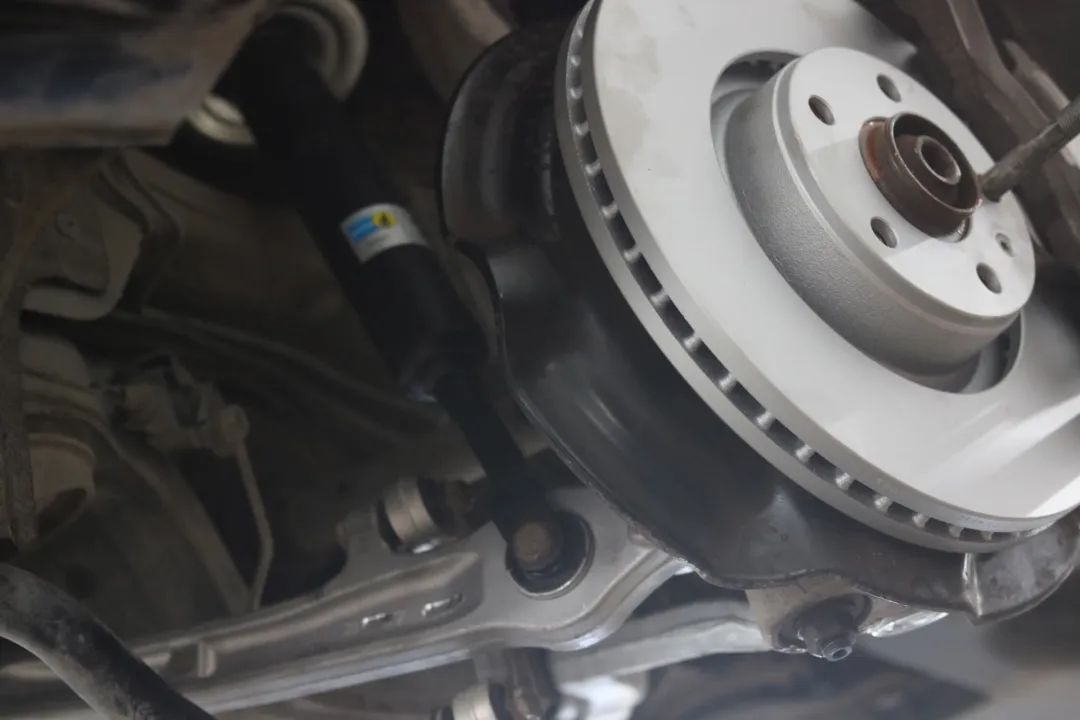 大哥买奥迪a6,奥迪a6c5老车翻新满血复活