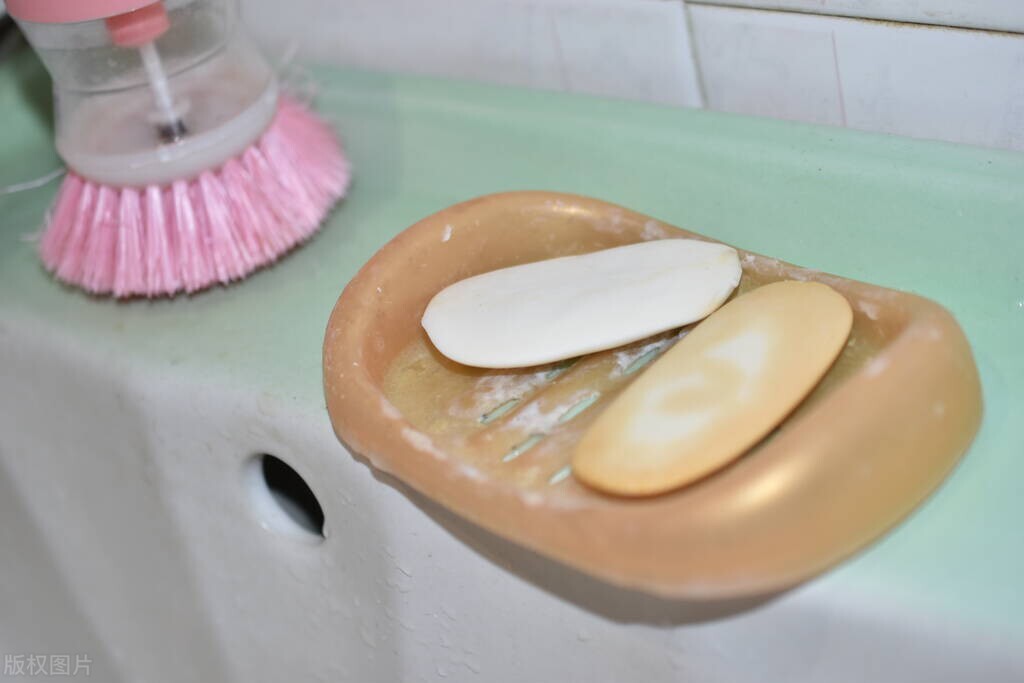 手被502胶水粘住了怎么办教你一招,当手被502胶水粘住了怎么办