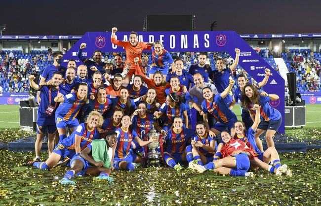 巴萨122周年回忆巴萨惊天大逆转,巴萨近年欧冠惨案原因