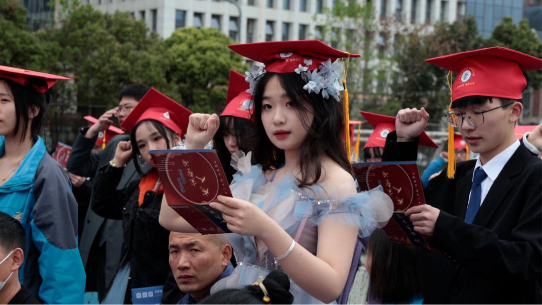 十八而志，大任始承——成都电子信息学校举行第二届成人礼