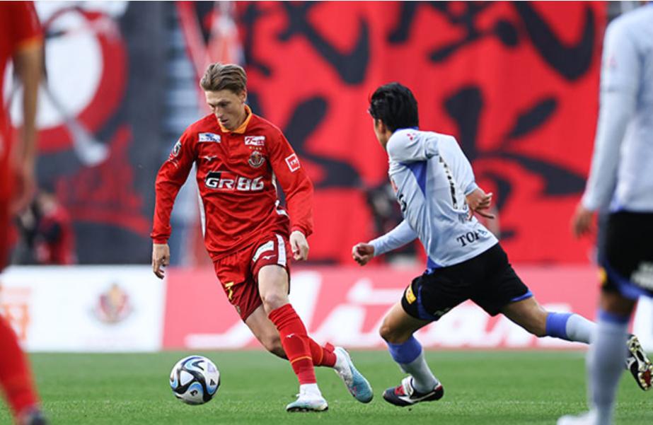 日职联浦和红钻对川崎前锋,竞彩010浦和红钻vs札幌冈萨多