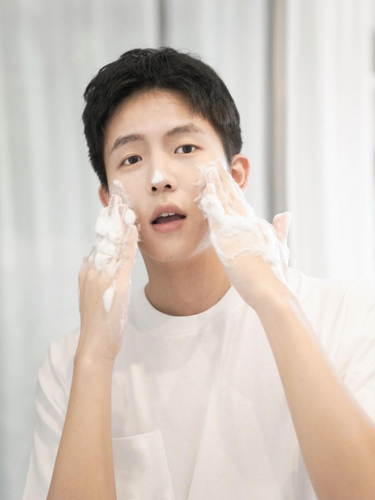 十款值得买的男士洗面奶排行榜,全网测评最好用的男士洗面奶