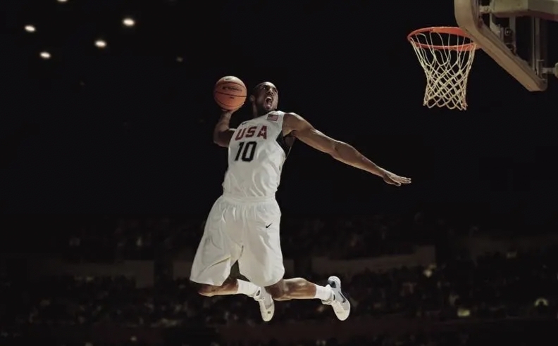 2016年4月14日科比谢幕战,科比布莱恩特的谢幕战最后一球