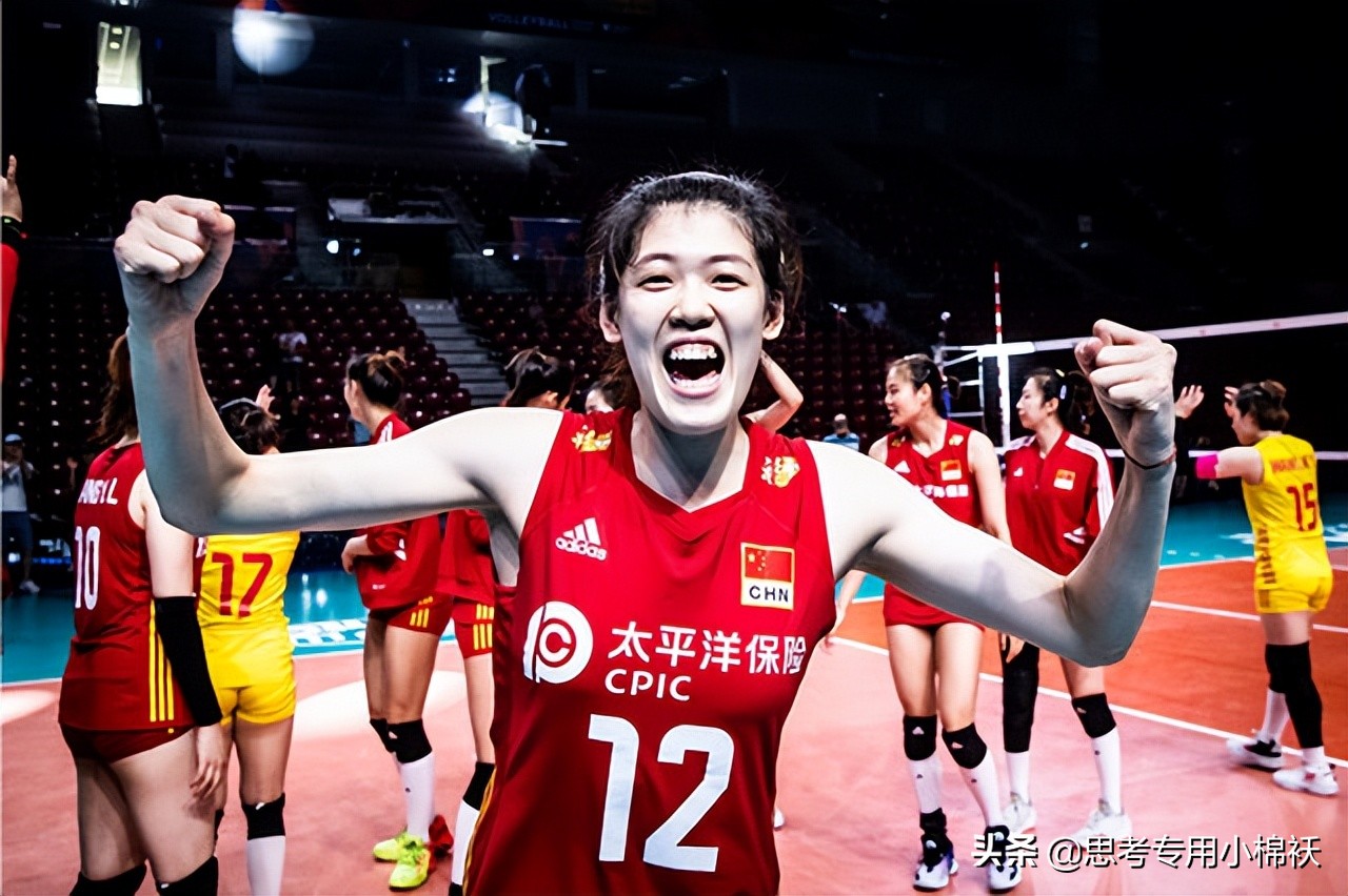 2-3爆大冷!女排劲旅4连败:从第1跌至第5,导致中国遭遇意大利
