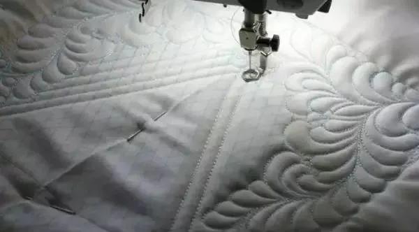 缝纫机自由缝教程,刺绣缝纫机自制