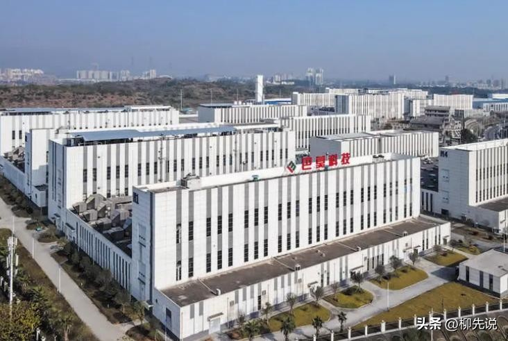 一年营业额突破两千亿的公司,一年销售额突破1亿元