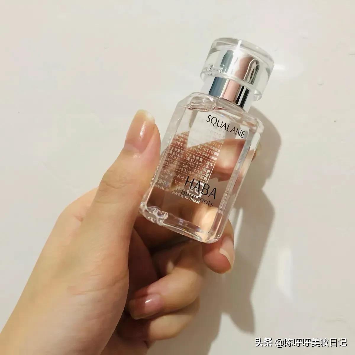 精华油和精华液还有精华水的区别,精华油和精华液用在哪个步骤最佳