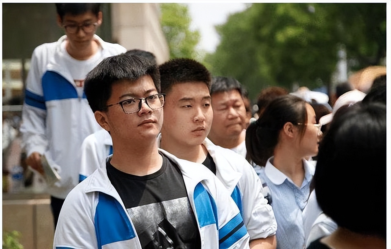 文科二本好就业吗,文科一本和理科二本哪个就业面广