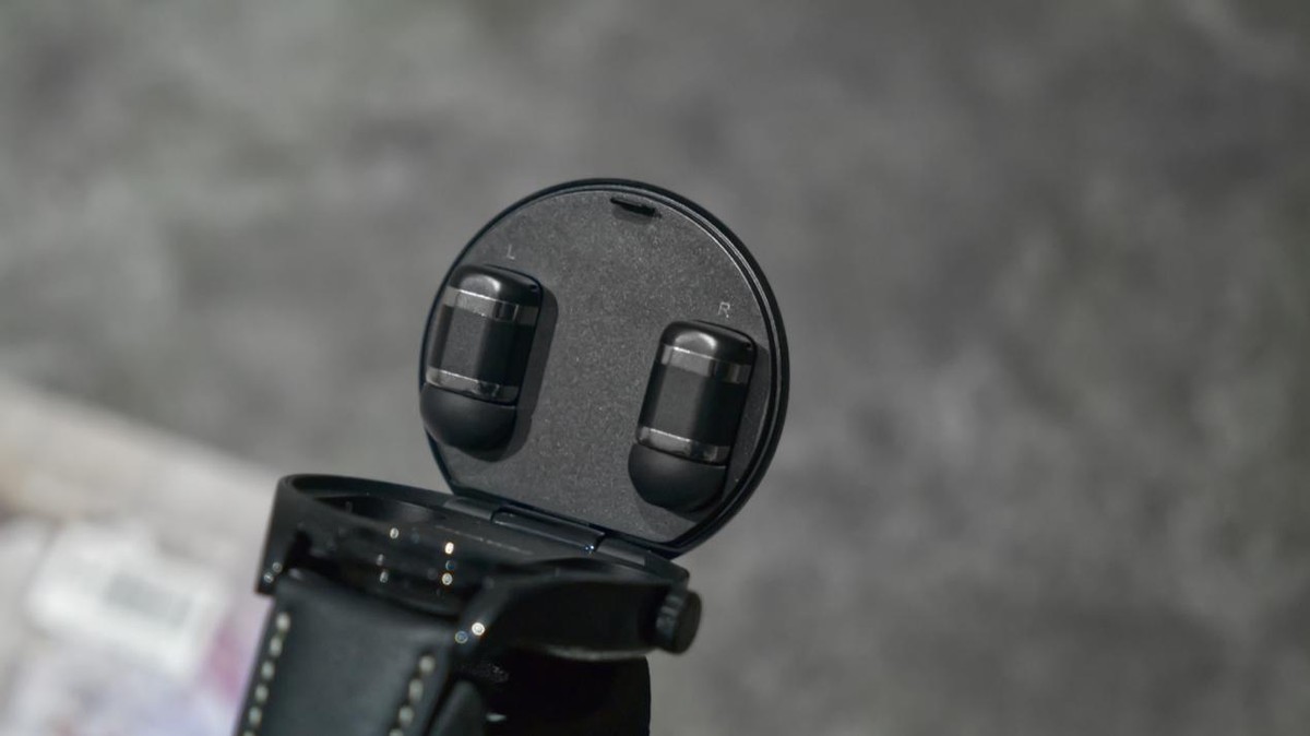 华为watchbuds耳机掉出来,华为watchbuds耳机拆解