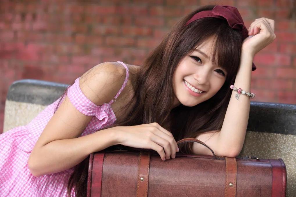 胡须到底有啥用，为何现在中国人很少留胡子，古人却特别喜欢？