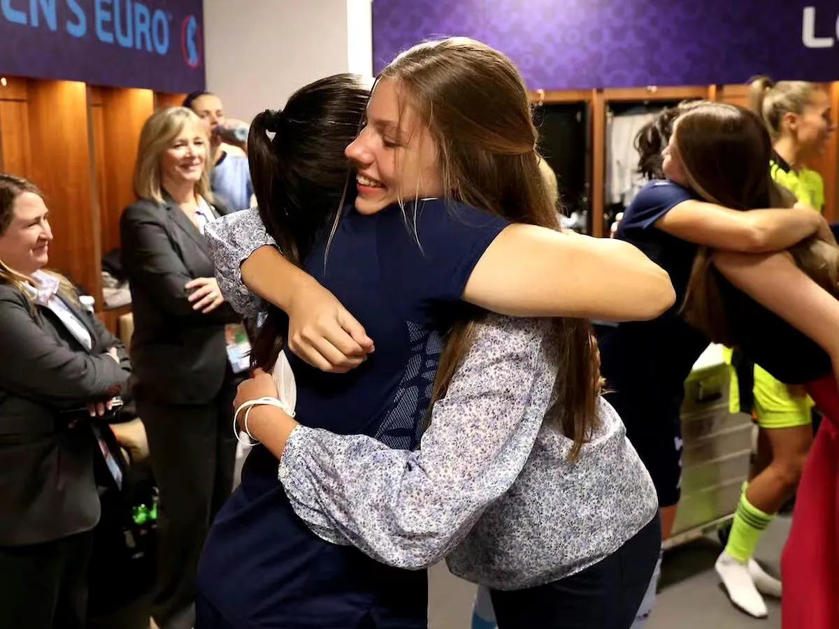 西班牙公主索菲亚足球,索菲亚公主加入西班牙女足