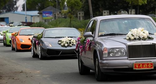 “小官巨贪”魏鹏远：小处长贪污3.4亿，家里床底壁橱堆满百元钞