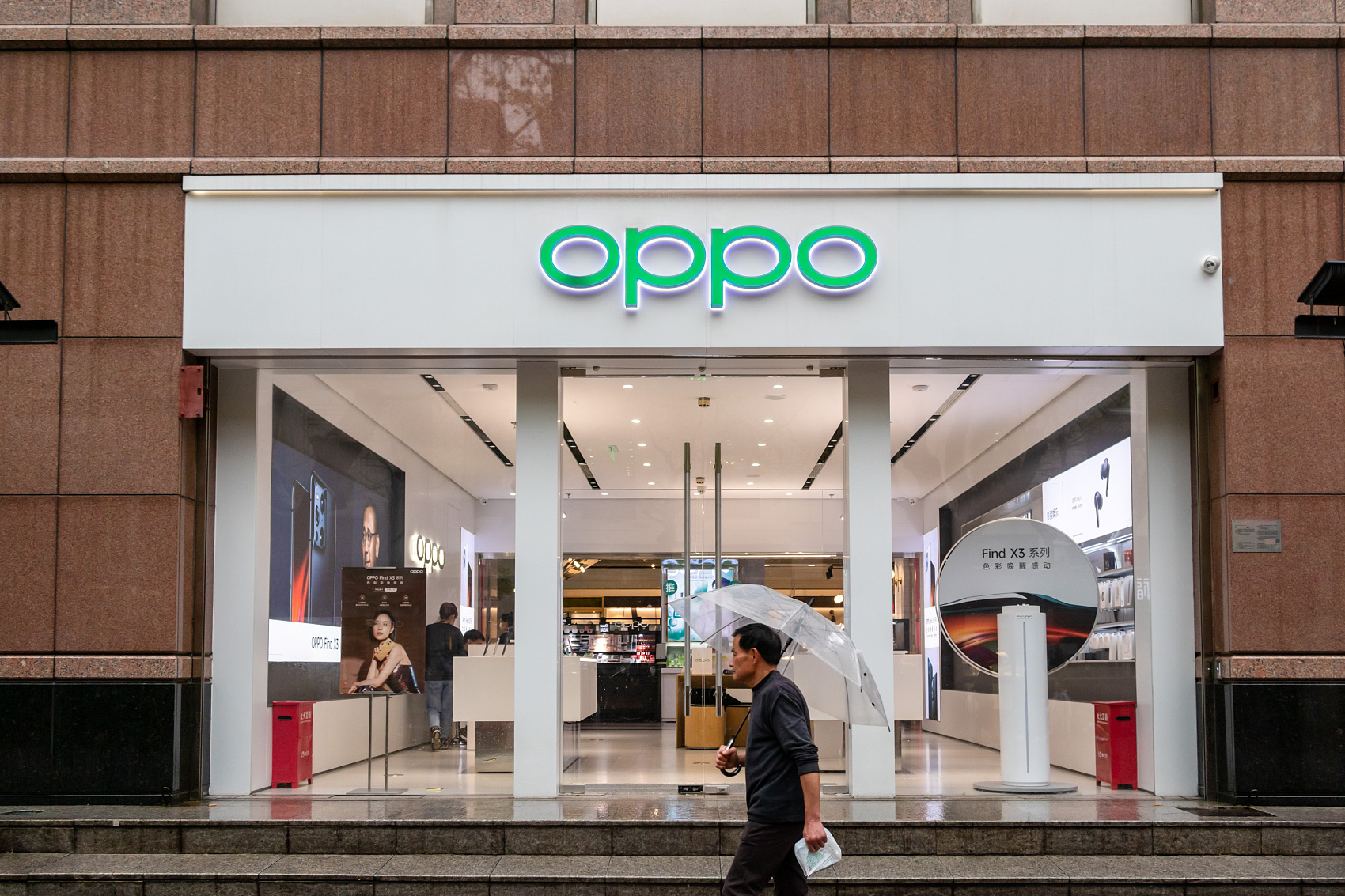 手机实体店没生意,手机线下店惨淡