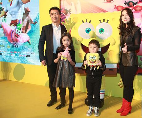 央视主持人黄健翔婚姻,央视体育主持人黄健翔