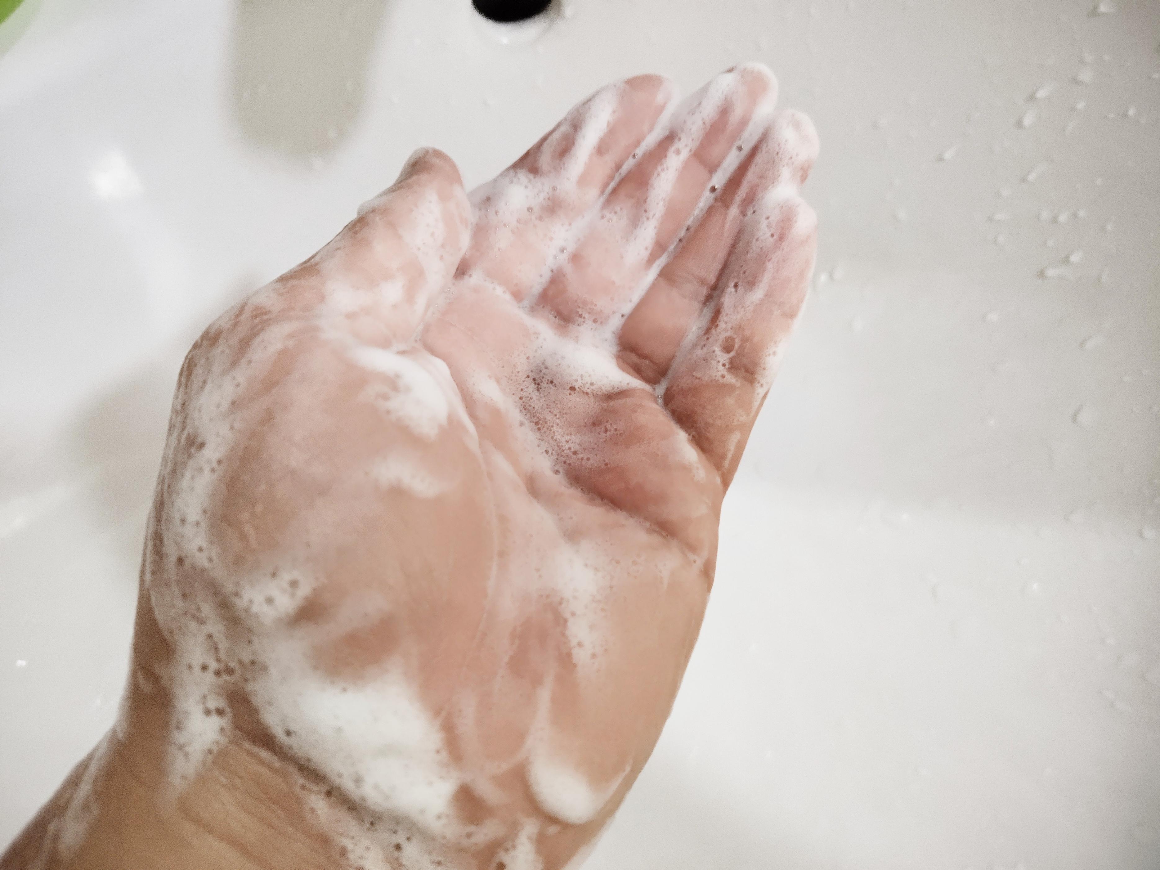 昔颜灵芝舒润洁面乳适合肤质,昔颜灵芝舒润洁面乳