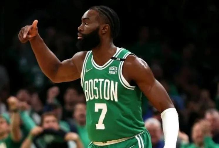 过去10年NBA选秀太邪乎！探花竟然全面强于状元郎…